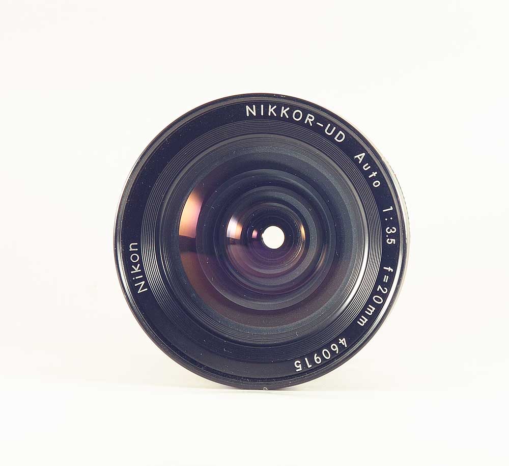 Nikon Nikkor 20mm f/3,5 UD
